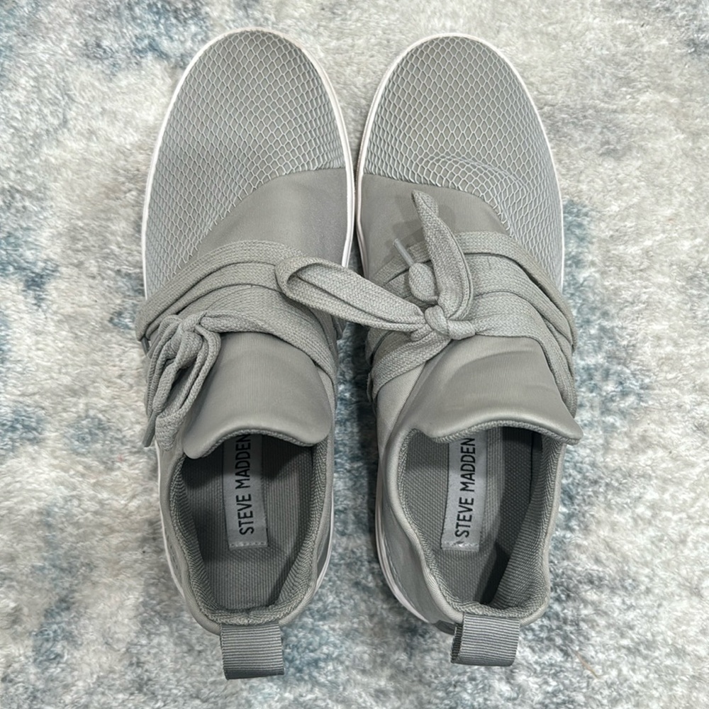 Steve Madden Lancer Sneakers